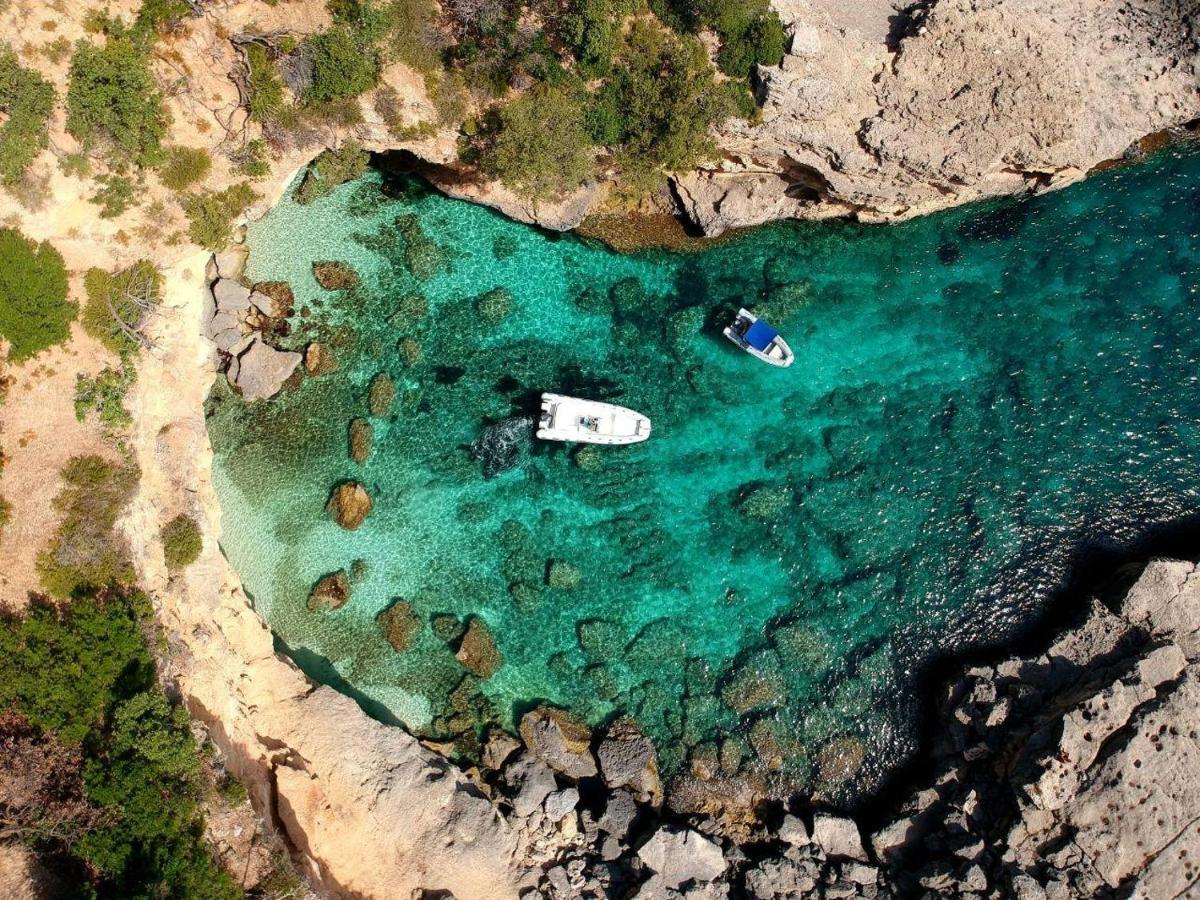 Affittacamere Le Ginestre Cala Gonone Kültér fotó