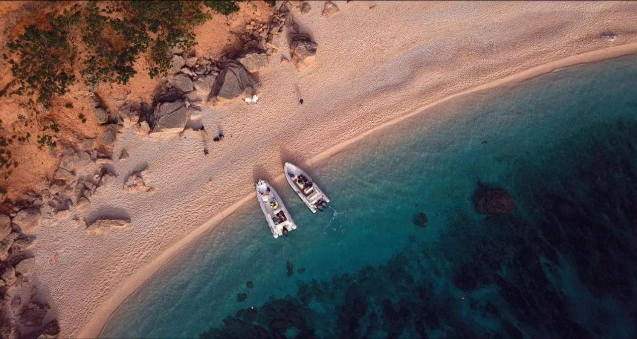 Affittacamere Le Ginestre Cala Gonone Kültér fotó